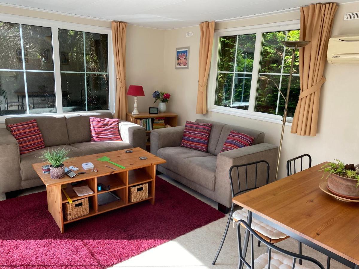 Ruim Privacyvol Chalet Met Overdekt Terras 에르멜로 외부 사진